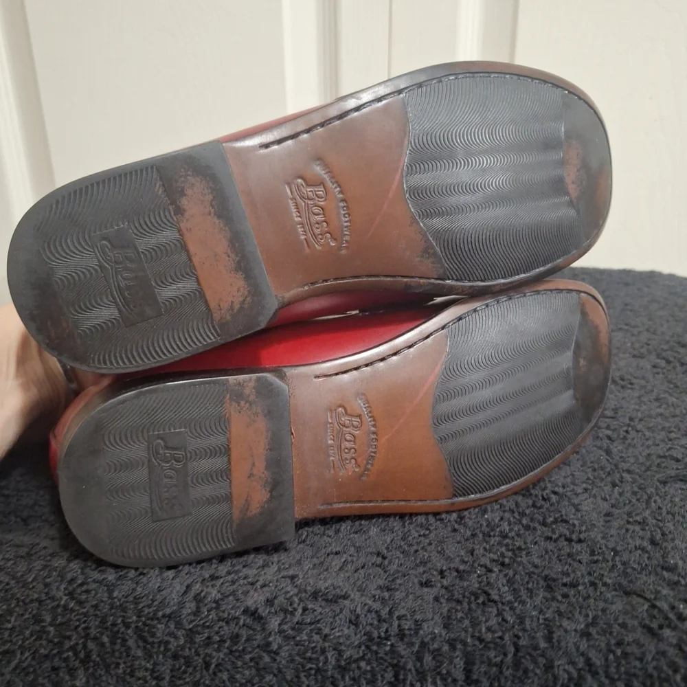 G.H. Bass & Co. "Cecilia" Red Leather Loafers - 8 - Picture 8 of 10